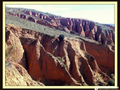 Cárcavas Alpedrete de la Sierra y Cerro Negro; equipamiento del senderismo excursiones cerca de mad